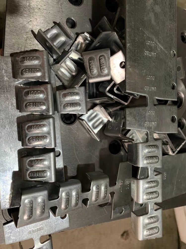 G clamp for TDC fastening